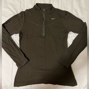 Nike:Nike Fit Dry long sleeve 1/2 zip sweater | size:small | color: forest green